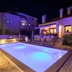 Beautiful In בית נופש