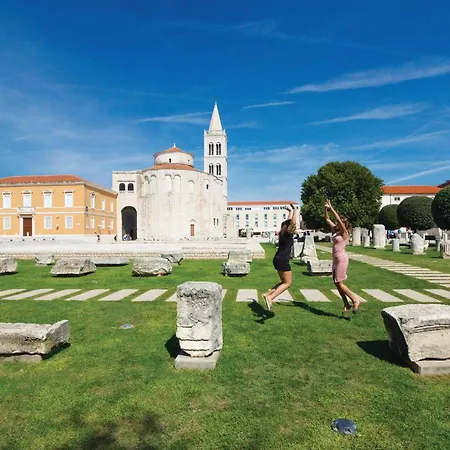 Beautiful In Semesterbostad Zadar