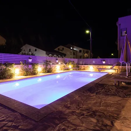 Beautiful In زادار