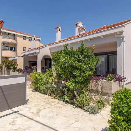 Beautiful In Будинок відпочинку *