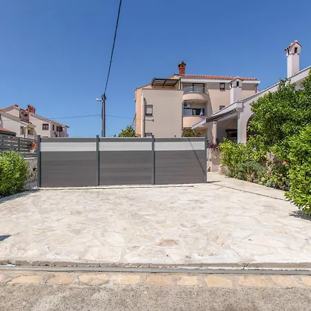 Vikendica Beautiful In *